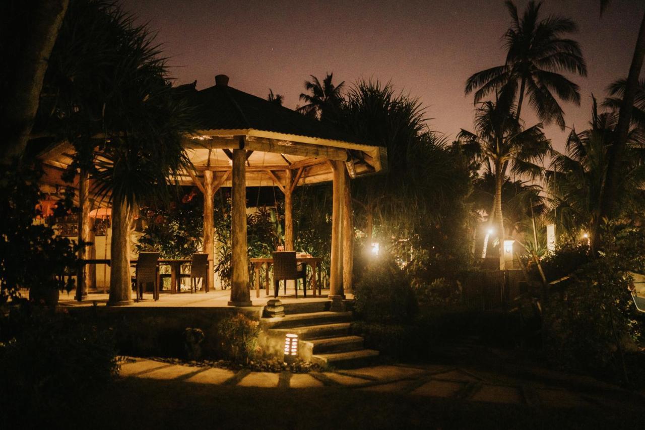 Aloka Bahari Villas Tejakula Ngoại thất bức ảnh