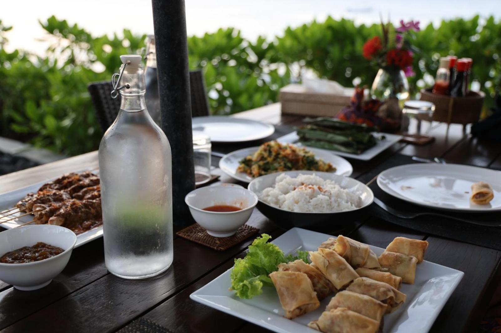 Aloka Bahari Villas Tejakula Ngoại thất bức ảnh